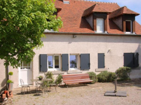 Gîte cosy avec terrasse et WiFi - 2 ch, 4 pers à Besson - FR-1-489-355